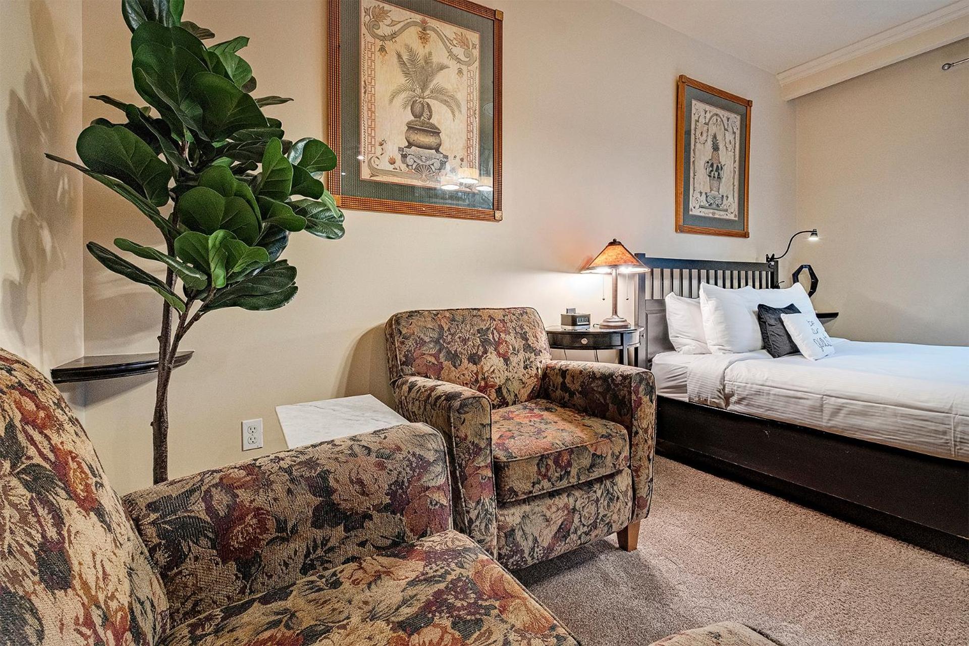 The Orenco Station Hotel Хилсборо Экстерьер фото